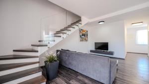 Luxury Villa Mer pool apartman by Villas Guide