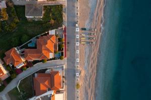Tyros Boutique Houses Villas
