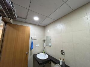 GIFT City Executive 2BHK Apartment with Pool, Gym and Free Parking