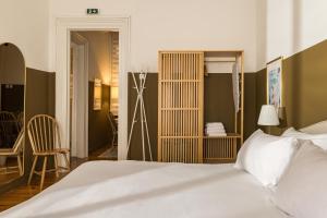 Irene by halu! Spacious 4BD Neoclassical apartment