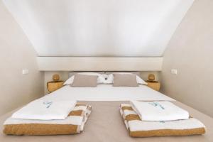 Sant rooms by BRAD Santorini Resort