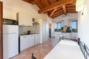 Relaxing Residence Baia dei Mirti B3-1 bedroom apartment sleeps 3 persons