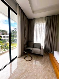Octa Canggu Villa and Condotel