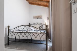 Phaedrus Living: Skiathos Luxury Residences Cyan