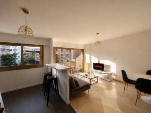 Grand appartement moderne centre Nice