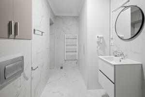 Premium Studio at Ivory Residence by BLVD 38B4 - Free Parking