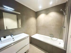 Grand appartement moderne centre Nice