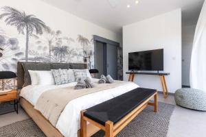 Penthouse 3 Bedrooms Private Pool & Roof Top