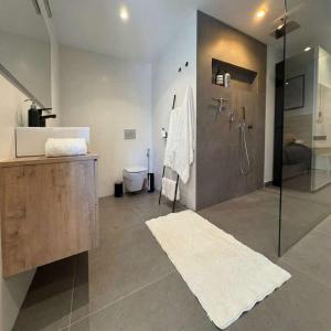 Modern 2BR Townhouse in the Heart of Coín