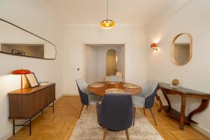 Vintage 1BR - Quiet - 10min Stadium by TwentyTwo