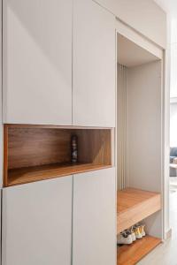 Pinecrest view apartment