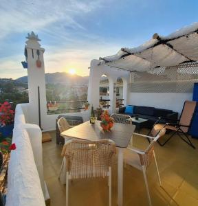Happy Holiday Home! Pueblo Evita Charming Condo