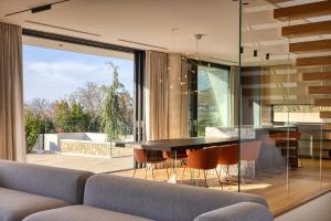 Naar Residence