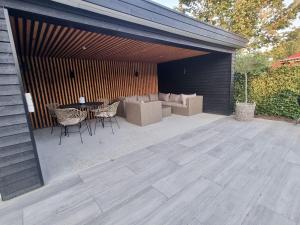 Geschmackvolles-Ferienhaus-mit-hochwertiger-Einrichtung