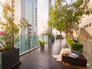 Bangkok Skyline Mirror Enjoy the same brilliant night view and warm city sunshine as W Hotel from the infinity pool
