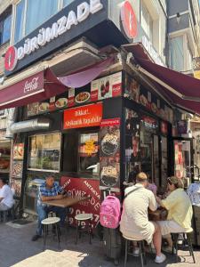 Taksim Square - Deluxe Studio 202