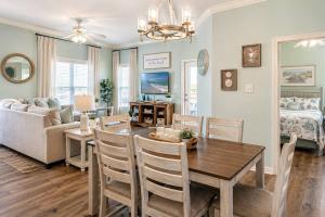 Luxury Beachside Retreat in Gulf Shores - Walk to Sand