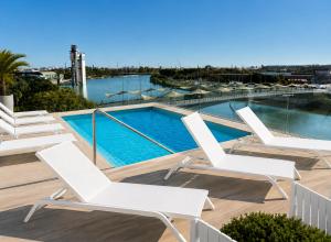 Ribera de Triana Hotel