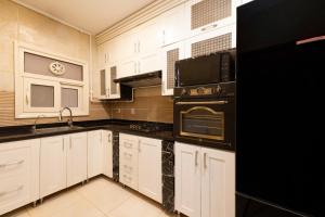 Pearl 2BDRM Apt in Des Rois, AUC, New Cairo