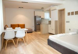 Three Seaside Studios in Balchik with Free Parking by Flat Manаger