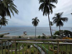 Kailani Beach Resort