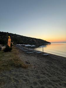 Kamares Bay Escape