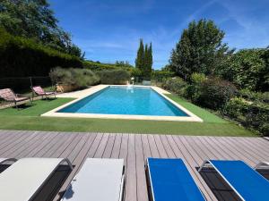 La Vieille Ferme: superbe complexe de 3 gîtes en pierre avec Piscine au coeur du Périgord Noir