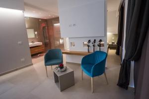 King Suite with Balcony