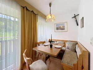 Apartment Bergblick by Interhome