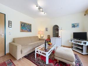 Apartment Bergblick by Interhome
