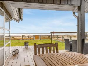 Holiday Home Ioar - 10m from the sea by Interhome