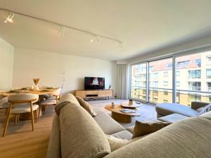 Le Saint-Jacques - Séjour premium sur la Lippenslaan - 5min mer - Idéal Couples&amis - Balcon vue mer latérale - Garage privé gratuit