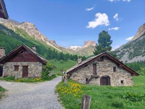 Bardo Chalet