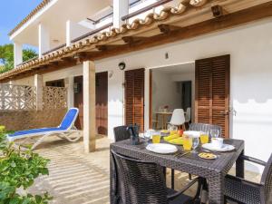 Apartment Clara-12 by Interhome