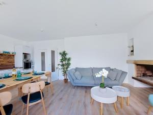 Apartment Abbé Prevost by Interhome