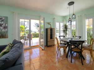 Holiday Home Casa Bonita by Interhome