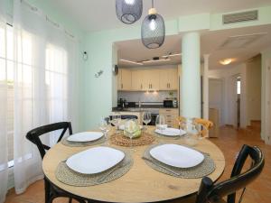 Holiday Home Casa Bonita by Interhome