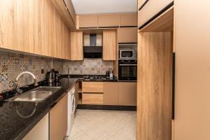 Ruim 185m2 appartement voor grote gezinnen met privéparking en zeezicht