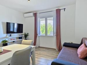 Apartment Radovinka-2 by Interhome