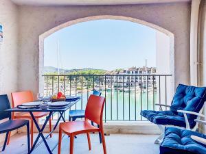 Apartment Les Cascadelles-15 by Interhome