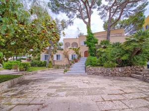 Villa Entrepins Santa Ponça by Interhome