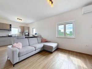 Holiday Home Melani by Interhome