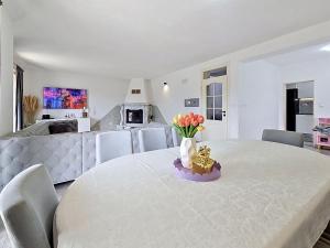 Holiday Home Mina by Interhome