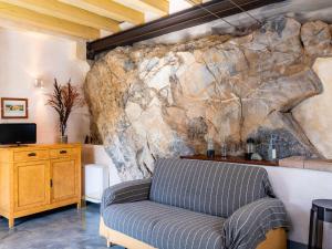 Holiday Home Lo Scoglio by Interhome
