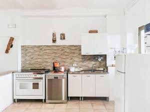 Apartment Villa Lilla di Angelica by Interhome