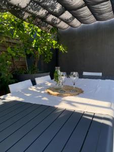 Villa avec piscine et jardin privés, hébergement cosy avec clim