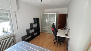 Room for business trip, university phd student