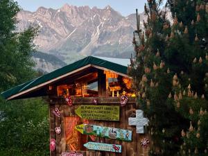 Cosy Swiss Chalet Chnorz Rooms