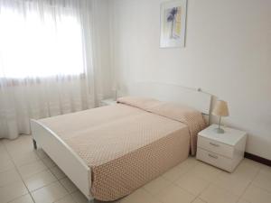 Fully renovated apartment near the sea