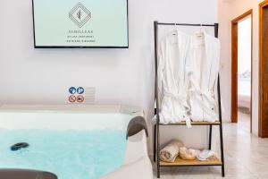 Achilleas Deluxe House-Jacuzzi - BBQ